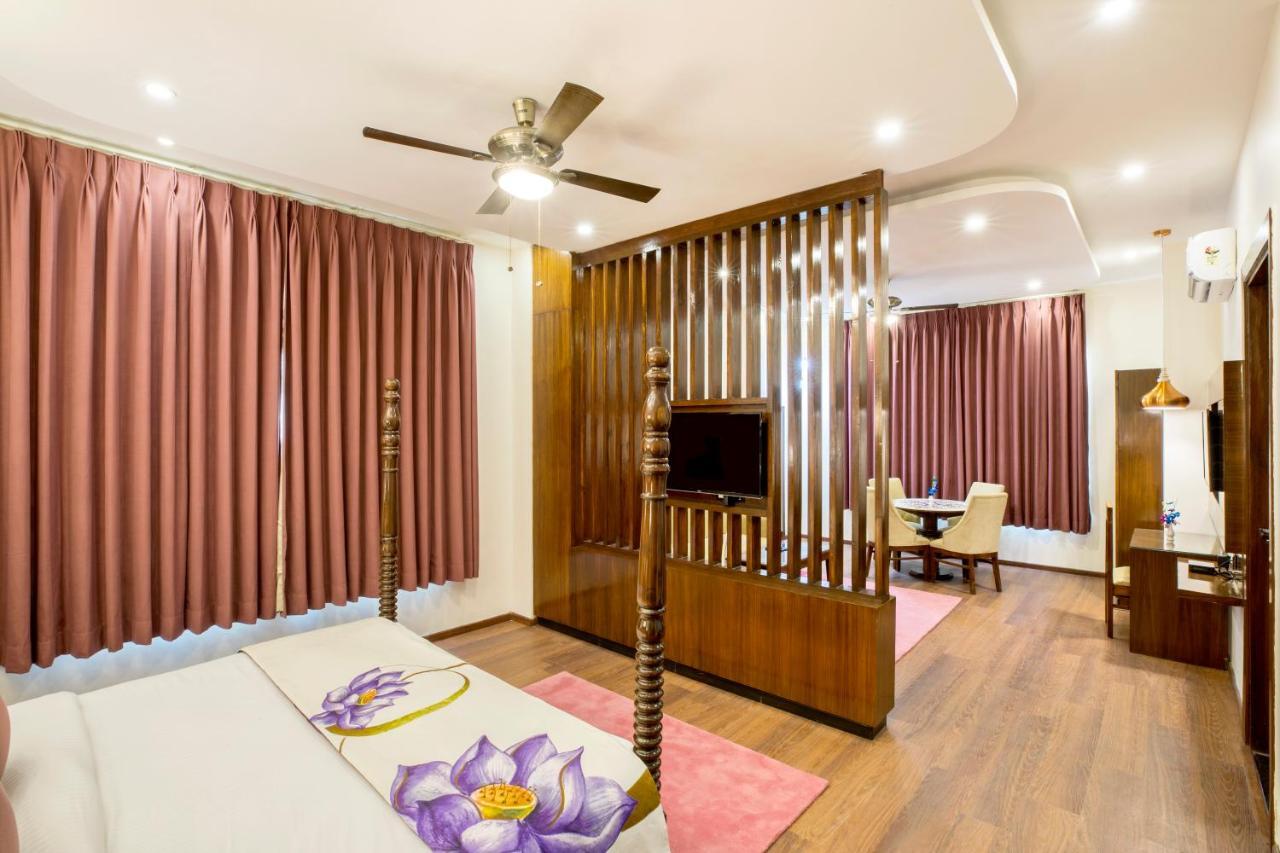 Regenta Inn On The Ganges Ришикеш Экстерьер фото